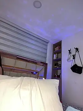 violetta-brown1 online show from 01/22/25, 04:02