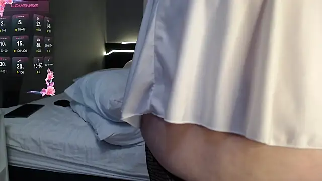 LadySambuca online show from 12/15/25, 05:35