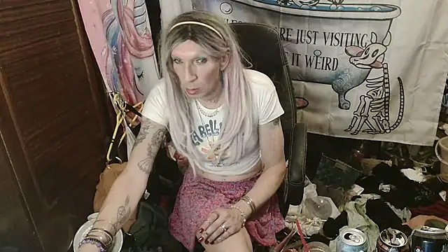 Ombeline1 online show from 02/09/26, 06:50