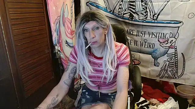 Ombeline1 online show from 03/26/26, 06:39