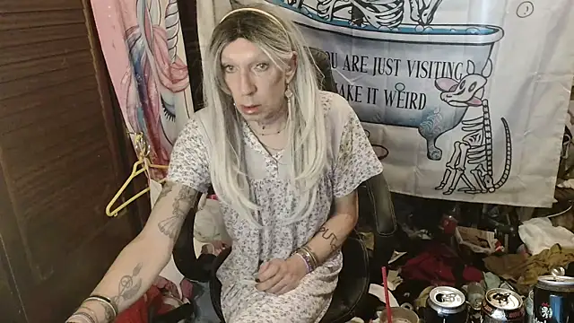 Ombeline1 online show from 02/06/26, 09:16