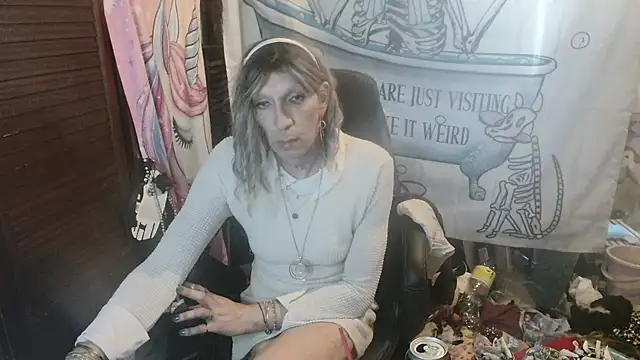 Ombeline1 online show from 03/03/26, 04:14