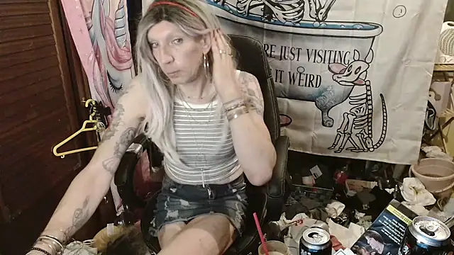 Ombeline1 online show from 02/16/26, 06:12