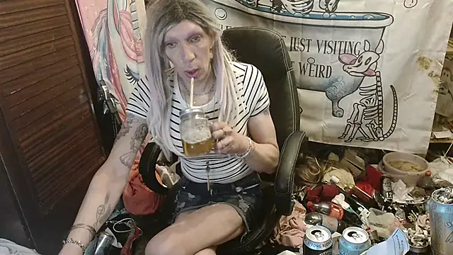 Ombeline1 online show from 04/01/26, 12:13