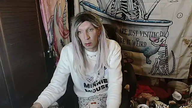 Ombeline1 online show from 03/25/26, 02:23