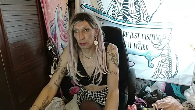 Ombeline1 online show from 03/12/26, 12:53