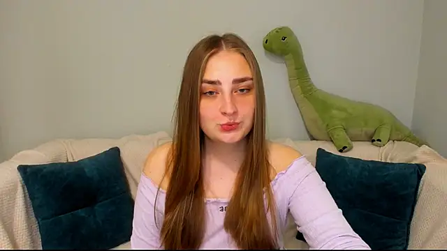 Snapshot of MilliStrii chatting on 05/19/26, 01:32 MilliStrii online show from 05/19/26, 01:32