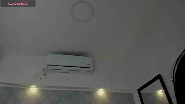 Camilaa Sanchez  online show from 10/16/25, 11:18