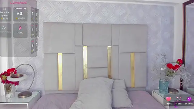 Camilaa Sanchez  online show from 10/13/25, 12:18