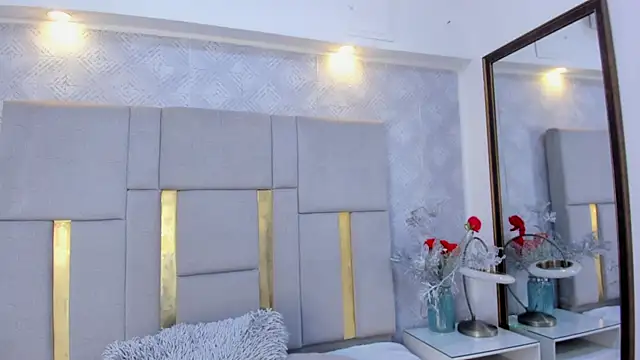 Camilaa Sanchez  online show from 11/02/25, 05:40