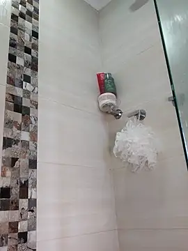 Lia Hurley online show from 03/29/26, 05:03