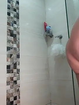 Lia Hurley online show from 03/12/26, 12:09