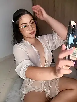 Lia Hurley online show from 02/23/26, 01:44