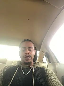 Snapshot of Elgrazonamor chatting on 12/24/24, 06:50 Elgrazonamor online show from 12/24/24, 06:50