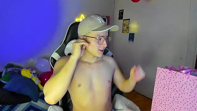 AustinSummerr online show from 02/05/25, 11:44