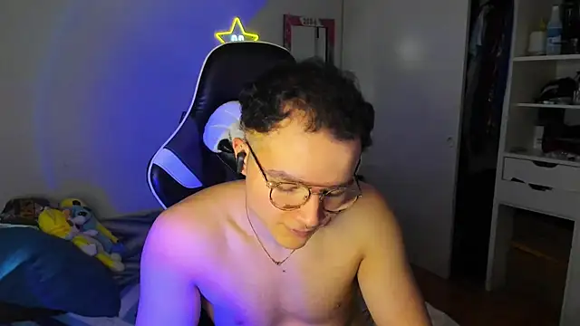 AustinSummerr online show from 02/04/25, 01:38