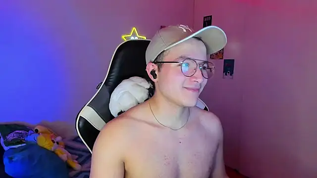 AustinSummerr online show from 01/28/25, 01:38