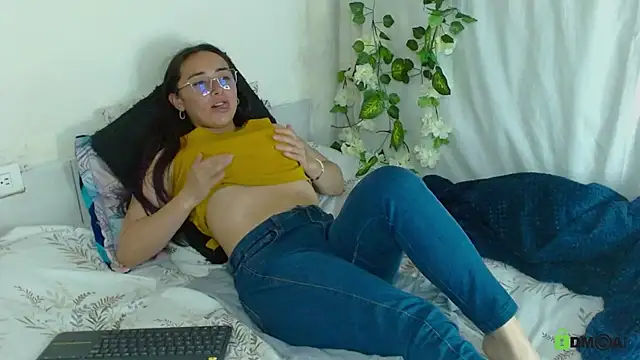 Hot Candy  online show from 04/05/26, 01:12