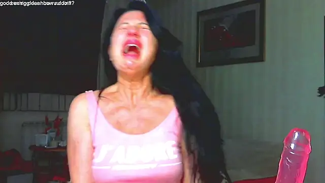 Snapshot of hornymommy69_ chatting on 02/07/25, 06:24 hornymommy69 online show from 02/07/25, 06:24