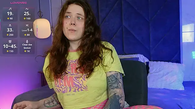 SophiePure online show from 02/09/26, 08:18