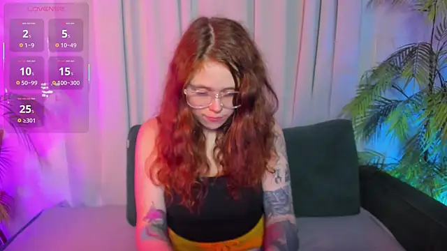 SophiePure online show from 10/06/25, 09:04