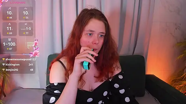 SophiePure online show from 03/20/25, 02:51