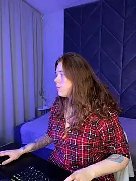 SophiePure online show from 10/23/25, 08:29