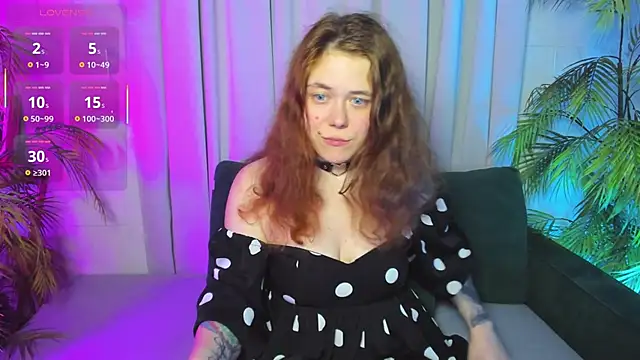 SophiePure online show from 10/03/25, 08:54