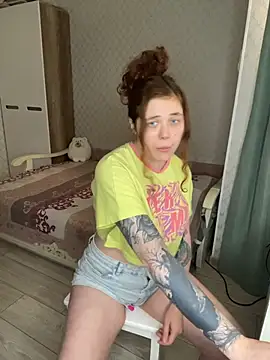 SophiePure online show from 12/19/25, 12:40