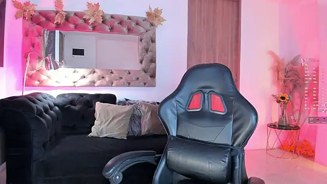 AmelyaMann online show from 07/11/26, 12:49