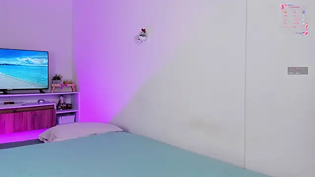 Snapshot of AmelyaMann chatting on 03/14/26, 02:01 AmelyaMann online show from 03/14/26, 02:01
