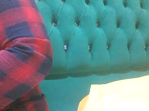 Sexy Riri online show from 10/31/25, 03:30