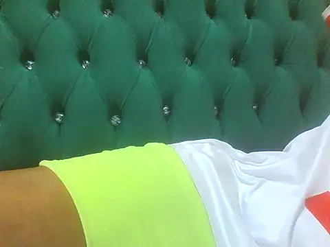 Sexy Riri online show from 01/07/26, 08:25