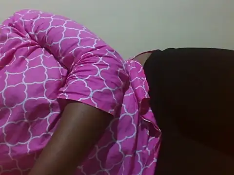 Sexy Riri online show from 04/04/26, 12:39