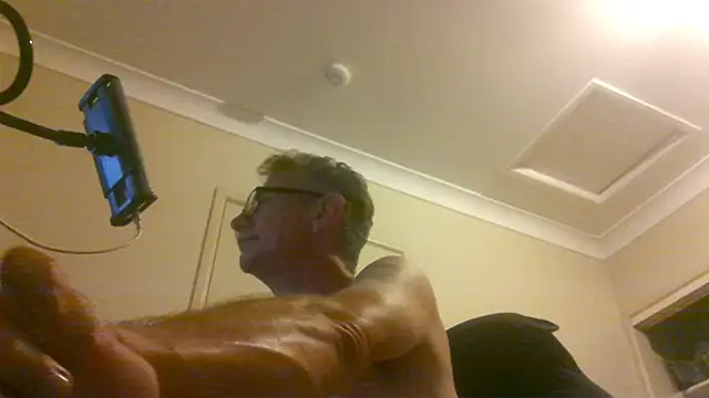 butseriouslykahnt online show from 01/21/25, 06:45