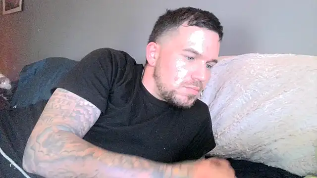 Snapshot of bigcocktat2dude603 chatting on 12/01/24, 05:18 bigcocktat2dude603 online show from 12/01/24, 05:18