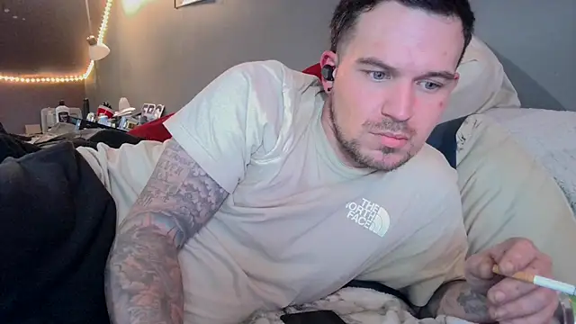 Snapshot of bigcocktat2dude603 chatting on 01/16/25, 07:20 bigcocktat2dude603 online show from 01/16/25, 07:20