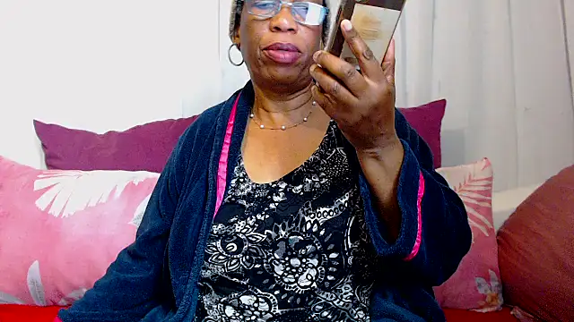 Freakyassnwildx online show from 11/28/25, 06:24