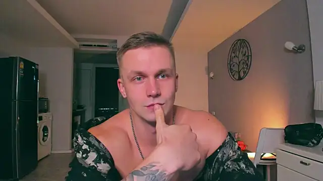 Samuel Andrew online show from 09/30/25, 04:40