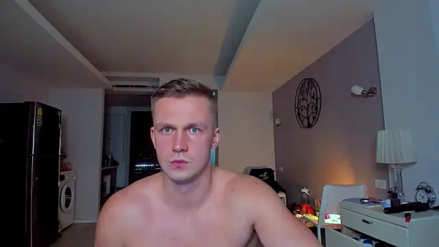 Samuel Andrew online show from 06/15/26, 02:01