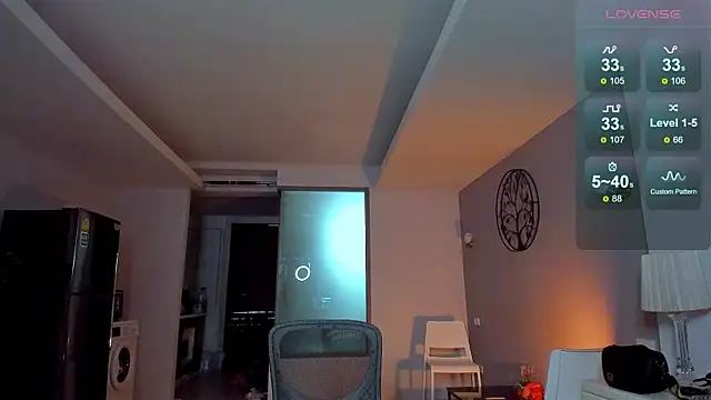 Samuel Andrew online show from 12/21/25, 04:14