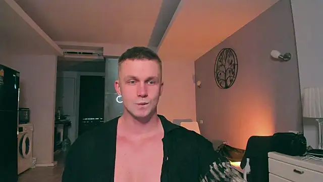 Samuel Andrew online show from 09/26/25, 07:59