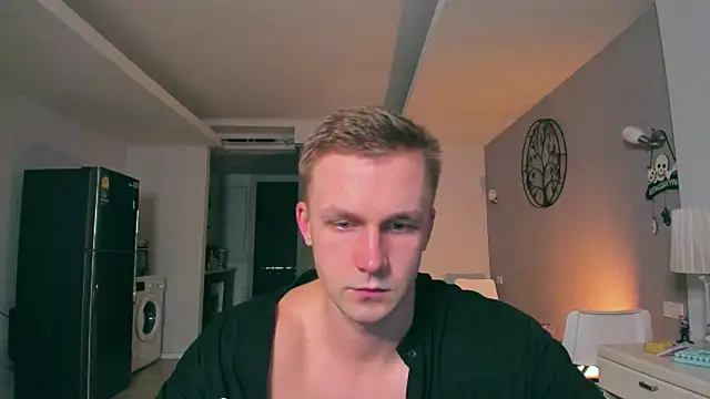 Samuel Andrew online show from 11/21/25, 01:59