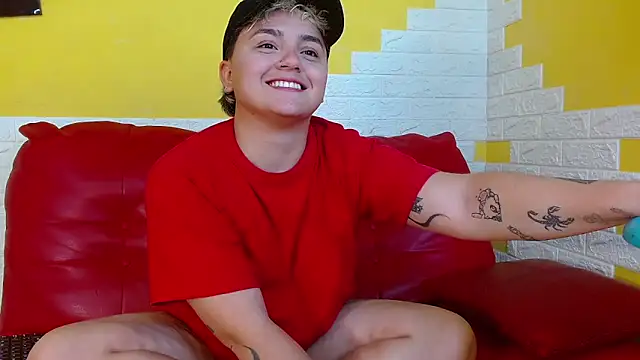 isabeautyx19 online show from 03/11/25, 04:08