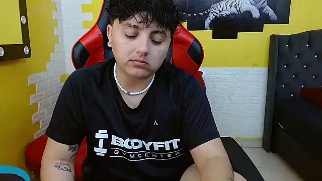 isabeautyx19 online show from 01/08/26, 04:51