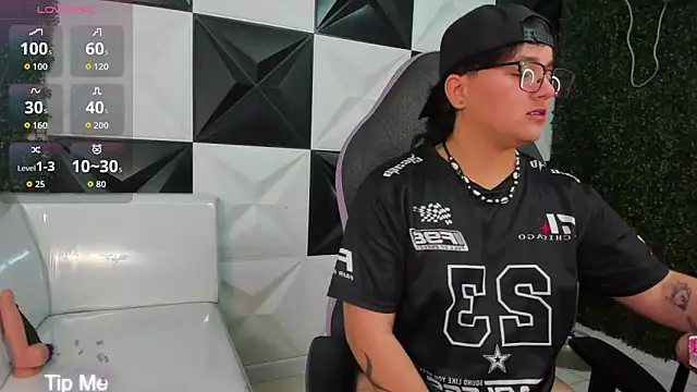 isabeautyx19 online show from 06/10/26, 01:45