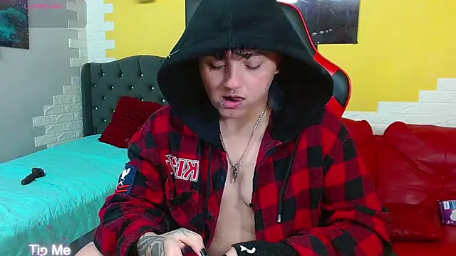 isabeautyx19 online show from 02/25/26, 02:23