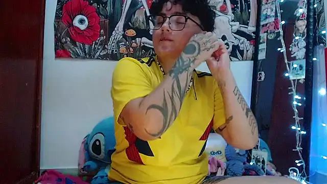 isabeautyx19 online show from 05/28/26, 04:13