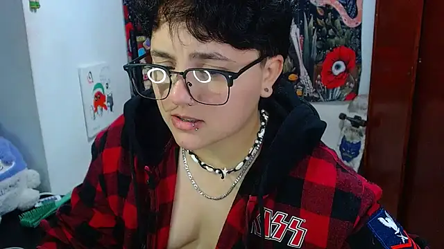 isabeautyx19 online show from 05/09/26, 02:15