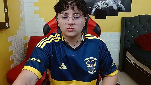 isabeautyx19 online show from 01/11/26, 02:18